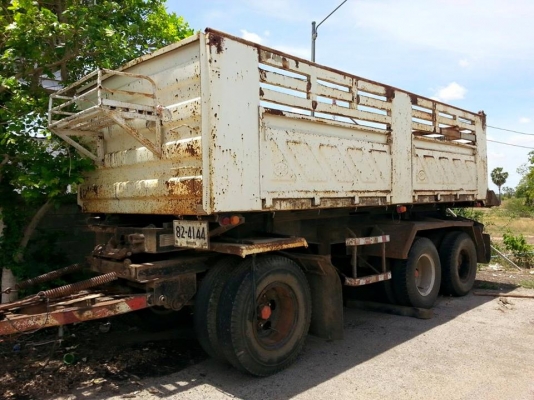 ขายลูกพ่วง3คาน กระบะดั้มสามมิตร สภาพพร้อมใช้งาน เอกสารพร้อมโอน สนใจโทร 090-8588220คุณนะ 093-3258446คุณบิว หรือเข้าดูสินค้าอื่นๆได้ที่ www.truck.in.th/498 หรือเพจFacebook ณรงค์ ซื้อขายรถมือสอง (เว็บไซต์ส่วนตัว) หรือFacebook ตลาดรถมือสอง คุณนะ