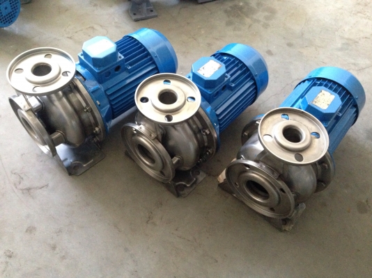 ขายปั้มน้ำหอยโข่งหัวสแตนเลส Ebara 4HP. 380V ขนาดเข้า 2.5นิ้ว ออก 1.5นิ้ว สภาพสวย วิ่งนิ่ม พร้อมใช้งาน มี 3ตัวครับ