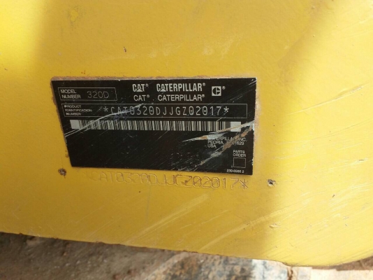 รถขุดCAT320D...15609 ชม.   เล่มทะเบียนพร้อม ไม่ขาด. รถสภาพดี. สวย..