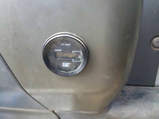 รถขุดCAT320D...15609 ชม.   เล่มทะเบียนพร้อม ไม่ขาด. รถสภาพดี. สวย..