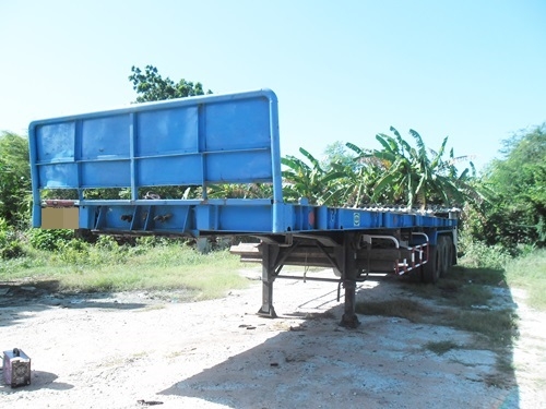 ขายด่วน!!! หางพื้นเรียบ 3 เพลา ยี่ห้อพนัสมาวิน (มีระบบยกล้อ) -- สนใจติดต่อ คุณตั้ม 081-9512529