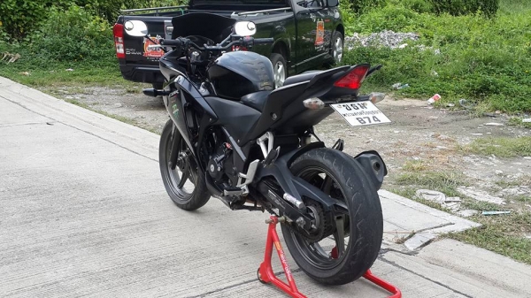 วุฒิ นนบุรี ขาย cbr 250cc y2012 abs ทะเบียนแท้พร้อมโอน