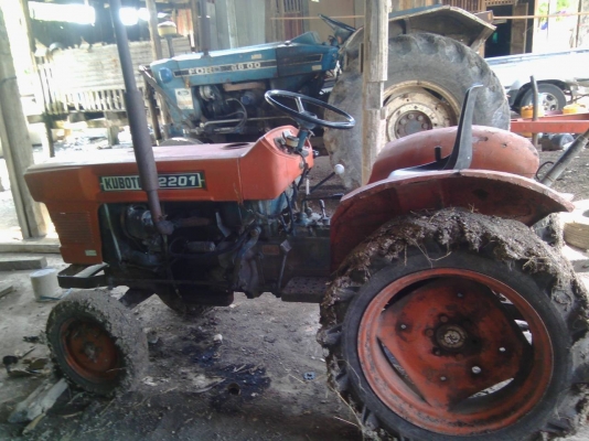 ขายรถไถคูโบต้า L2201 สภาพพร้อมใช้ ขายรถไถคูโบต้า L2201 สภาพพร้อมใช้