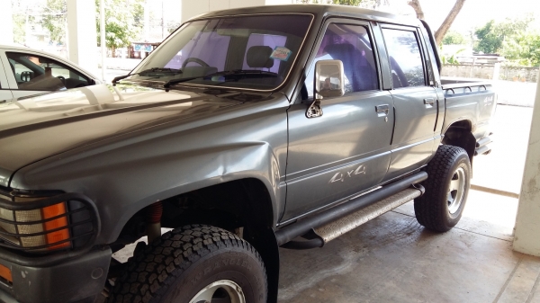 ขายโตโยต้าฮีโร่ โฟร์วีล สี่ประตูLN65 แท้ ขายโตโยต้าฮีโร่ โฟร์วีล สี่ประตูLN65 แท้