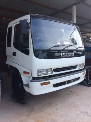 ขาย (เหมารวม2คัน ราคา 620,000 ขายตามสภาพ )รถ อีชุชุ 6ล้อ เครื่อง195 แรง / 230 แรง ชัชชีสวยยาว7.2ม. ***หมายเหตุ มีเล่มชุดโอนหนึ่งคันไม่มีเอกสารเล่มชุดโอนหนึ่งคันนะครับ ติดต่อ 084-9124183 , 081-1903107 , 089- 5367218