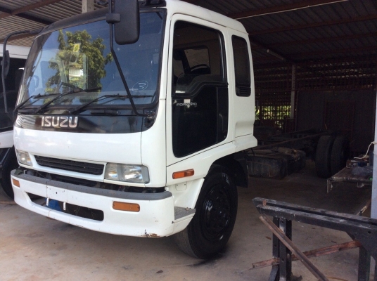 ขาย (เหมารวม2คัน ราคา 620,000 ขายตามสภาพ )รถ อีชุชุ 6ล้อ เครื่อง195 แรง / 230 แรง ชัชชีสวยยาว7.2ม. ***หมายเหตุ มีเล่มชุดโอนหนึ่งคันไม่มีเอกสารเล่มชุดโอนหนึ่งคันนะครับ ติดต่อ 084-9124183 , 081-1903107 , 089- 5367218