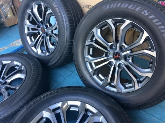 ขาย ล้อFortuner TRD4 ขอบ18 สภาพสวย พร้อมยาง Bridgestone H/P japan