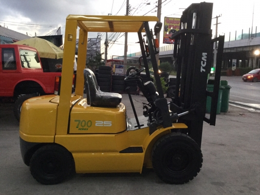 รถฟอล์คลิฟท์ ทีซีเอ็ม 2.5 ตัน เสา 3 เมตร ดีเซล พร้อมใช้งานครับ รถฟอล์คลิฟท์ ทีซีเอ็ม 2.5 ตัน เสา 3 เมตร ดีเซล พร้อมใช้งานครับ