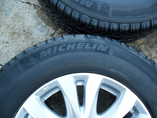 แม็กกระบะขอบ17- 6รู139 พร้อมยาง มิชลิน265-65-17ดอกหนา(4ล้อ 6,900)