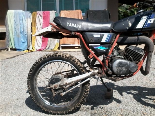 ขาย DT100 เครื่องดียางเต็มช่วงล่างรถสูตรไม่มีทะเบียนออกใบซื้อขายราคาเบาๆ 6900 บาท