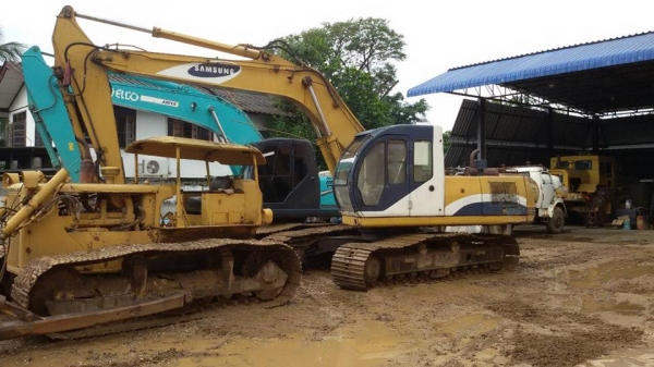 รถแบคโฮ SAMSUNG 210LC