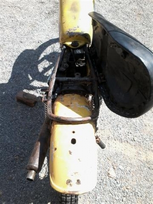 ขาย DT100 เครื่องดีสภาพแห้งเหมาะเอาไปปั้นหรือบิ้วใหม่ไม่มีเอกสารออกใบซื้อขายราคาเบาๆ 6900 บาท