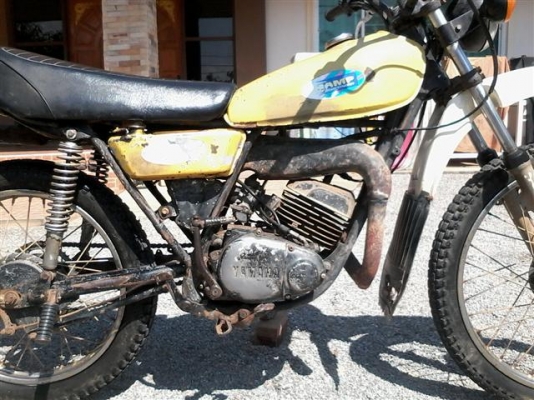 ขาย DT100 เครื่องดีสภาพแห้งเหมาะเอาไปปั้นหรือบิ้วใหม่ไม่มีเอกสารออกใบซื้อขายราคาเบาๆ 6900 บาท