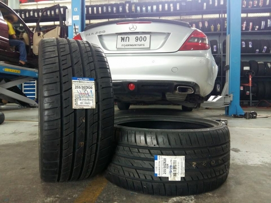 ยาง FALKEN PT722 255/30R20 เส้นละ 8,700 บาท