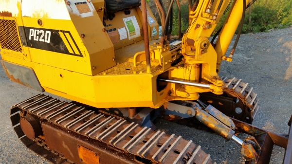 ขายด่วนรถเเม็คโคร KOMATSU PC20-5 รถนอกนำเข้ายังไม่เคยใช้งานเมืองไทยเลย