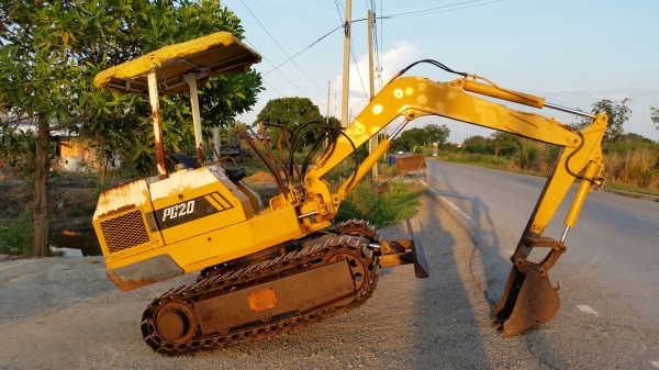ขายด่วนรถเเม็คโคร KOMATSU PC20-5 รถนอกนำเข้ายังไม่เคยใช้งานเมืองไทยเลย