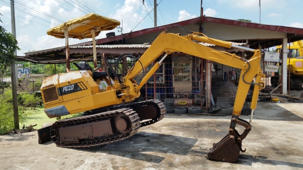 ขายด่วนรถเเม็คโคร KOMATSU PC20-5 รถนอกนำเข้ายังไม่เคยใช้งานเมืองไทยเลย