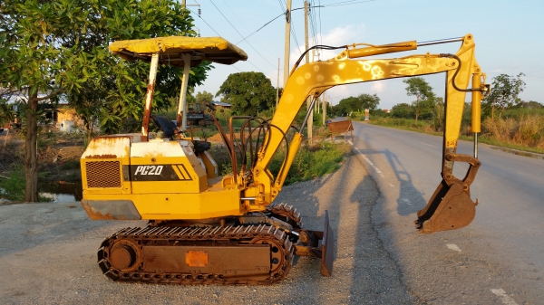 ขายด่วนรถเเม็คโคร KOMATSU PC20-5 รถนอกนำเข้ายังไม่เคยใช้งานเมืองไทยเลย