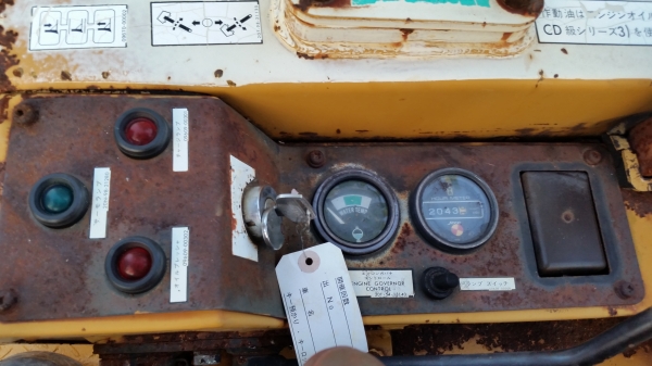 ขายด่วนรถเเม็คโคร KOMATSU PC20-5 รถนอกนำเข้ายังไม่เคยใช้งานเมืองไทยเลย