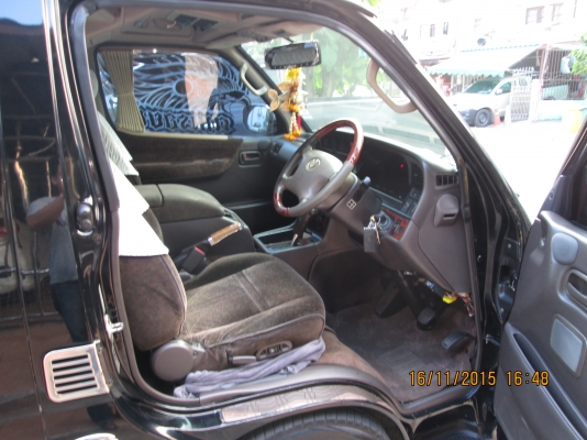 ขายรถตู้หัวจรวจตาเพชรเครื่องดีเซล3000cc