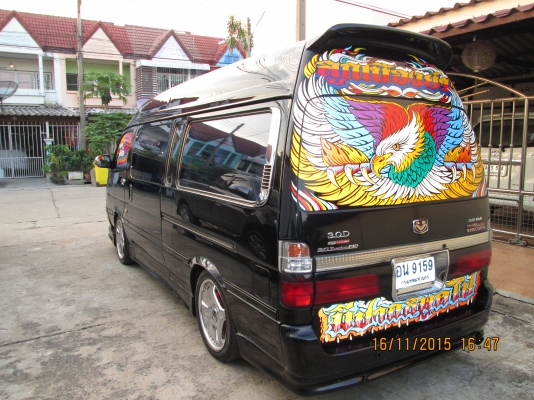 ขายรถตู้หัวจรวจตาเพชรเครื่องดีเซล3000cc