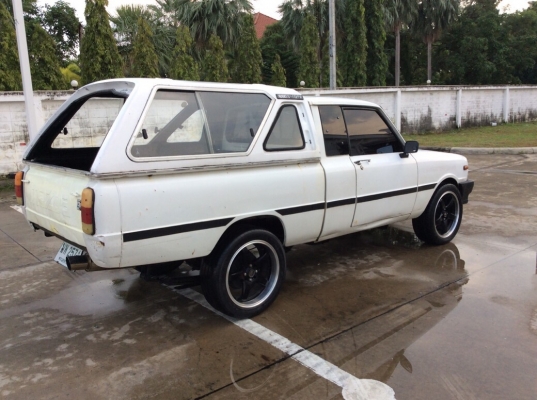 ขายรถกระบะมาสด้า แฟมมิเลียแคป ปี92 เครื่อง 1.4 เกียร์ธรรมดา5เกียร์ ติดแก๊สLPG ภายในเดิมๆเบาะไม่ขาด ตัวถังบางเดิมๆทั้งคันไม่เคยทำสีหน้าหลังเดิมไม่มีชน พื้นกระบะไม่ผุ หลังคาพร้อม ช่วงล่างทำใหม่ แม็กขอบ17ยางดี รถขับดีเลยครับ พร้อมใช้งานครับ ภาษี59 ขายด่วนครั