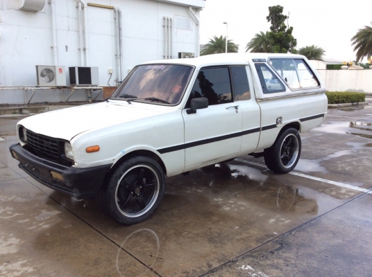 ขายรถกระบะมาสด้า แฟมมิเลียแคป ปี92 เครื่อง 1.4 เกียร์ธรรมดา5เกียร์ ติดแก๊สLPG ภายในเดิมๆเบาะไม่ขาด ตัวถังบางเดิมๆทั้งคันไม่เคยทำสีหน้าหลังเดิมไม่มีชน พื้นกระบะไม่ผุ หลังคาพร้อม ช่วงล่างทำใหม่ แม็กขอบ17ยางดี รถขับดีเลยครับ พร้อมใช้งานครับ ภาษี59 ขายด่วนครั