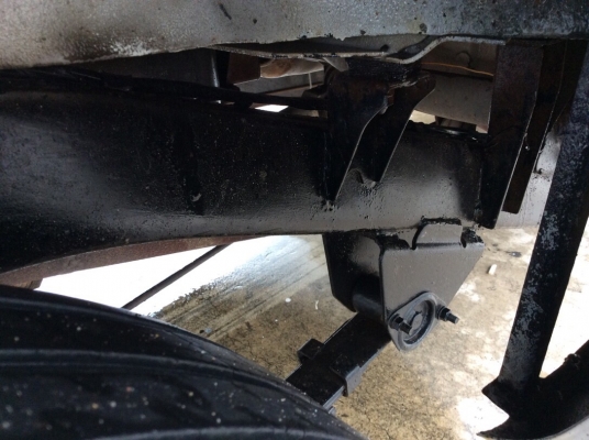 ขายรถกระบะมาสด้า แฟมมิเลียแคป ปี92 เครื่อง 1.4 เกียร์ธรรมดา5เกียร์ ติดแก๊สLPG ภายในเดิมๆเบาะไม่ขาด ตัวถังบางเดิมๆทั้งคันไม่เคยทำสีหน้าหลังเดิมไม่มีชน พื้นกระบะไม่ผุ หลังคาพร้อม ช่วงล่างทำใหม่ แม็กขอบ17ยางดี รถขับดีเลยครับ พร้อมใช้งานครับ ภาษี59 ขายด่วนครั