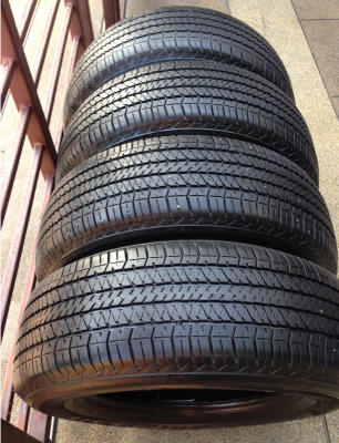 ยาง Bridgestone 265 65 17 ปี12 ดอกเยอะ พร้อมใช้งาน ราคาไม่แพง