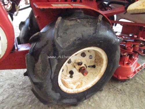 รถเกี่ยวข้าวเดินตาม KUBOTA HE305 รหัสสินค้า : 80802347 Line ID: nihonmono หรือเพิ่มเติมไดที่ www.nihonmono.com รถเกี่ยวข้าวเดินตาม KUBOTA HE305 รหัสสินค้า : 80802347 Line ID: nihonmono หรือเพิ่มเติมไดที่ www.nihonmono.com