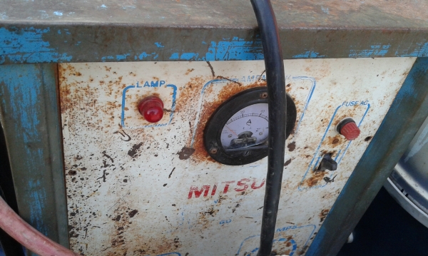 เครื่องชาดแบต60แอมพร้อมรถเข็น