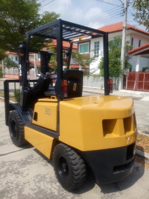 ฟอร์คลิฟท์ดีเซล 3 ตัน เกียร์ออโต้ 0813535948