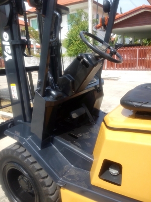 ฟอร์คลิฟท์ดีเซล 3 ตัน เกียร์ออโต้ 0813535948