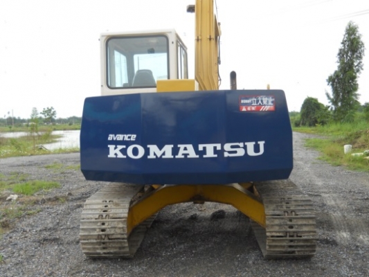 ขายรถเก่านอก komatsu pc90 บูมพิเศษ สภาพสวย สนใจโทร 092-3309229 อี๊ด