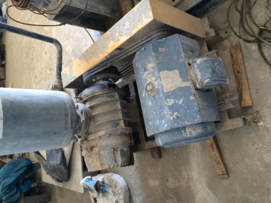 ขายปั้มลม พร้อมถังปูน