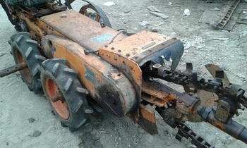 ขาย รถขุดร่อง สำหรับงานวางท่อน้ำประปา-ไฟฟ้า เครื่องยนต์ 2 สูบ ดีเซล ขาย รถขุดร่อง สำหรับงานวางท่อน้ำประปา-ไฟฟ้า เครื่องยนต์ 2 สูบ ดีเซล