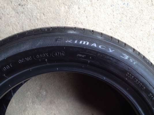 ยางมิชลิน205 55R16 ปี2014 สภาพสวยมากดอกเยอะ 1คู่ ยางมิชลิน205 55R16 ปี2014 สภาพสวยมากดอกเยอะ 1คู่