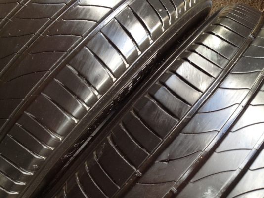 ยางมิชลิน205 55R16 ปี2014 สภาพสวยมากดอกเยอะ 1คู่ ยางมิชลิน205 55R16 ปี2014 สภาพสวยมากดอกเยอะ 1คู่