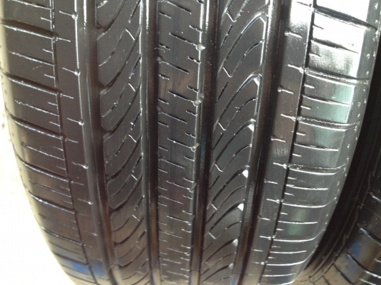 ยางGOODYEAR 205 60R16 ปี2014 สภาพสวยมากดอกเยอะมากไม่มีปะ 1คู่