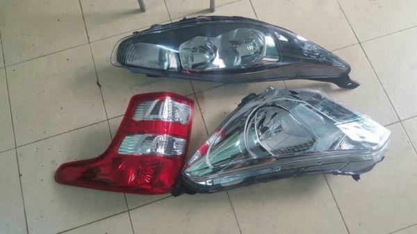 ขายส่งถูกๆไฟหน้า F fiesta ไฟหน้า Mitsu attrage ไฟท้าย. Mitsu triton ปลั๊มเบรค 4 port. 4 wd Toyota revo แร็ค toyota Revo ขายส่งถูกๆไฟหน้า F fiesta ไฟหน้า Mitsu attrage ไฟท้าย. Mitsu triton ปลั๊มเบรค 4 port. 4 wd Toyota revo แร็ค toyota Revo