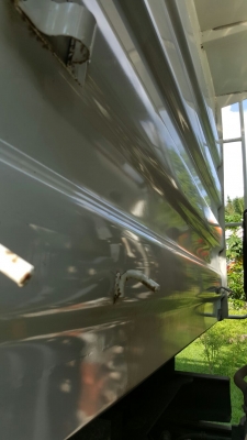 รถฮีโน่ 10 ล้อดั้ม 344 แรงม้า. ปี 56.  ( รถวิ่ง 13x,xxx กว่า กม. ) , ( ขาย แม่ , ลูก. )    สนใจติดต่อ  081 - 6079515