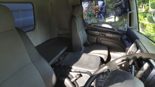 รถฮีโน่ 10 ล้อดั้ม 344 แรงม้า. ปี 56.  ( รถวิ่ง 13x,xxx กว่า กม. ) , ( ขาย แม่ , ลูก. )    สนใจติดต่อ  081 - 6079515