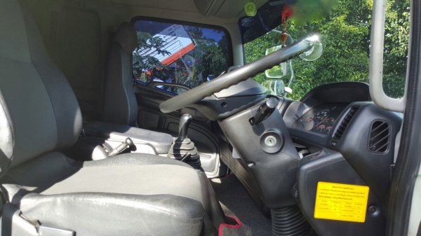 รถฮีโน่ 10 ล้อดั้ม 344 แรงม้า. ปี 56.  ( รถวิ่ง 13x,xxx กว่า กม. ) , ( ขาย แม่ , ลูก. )    สนใจติดต่อ  081 - 6079515