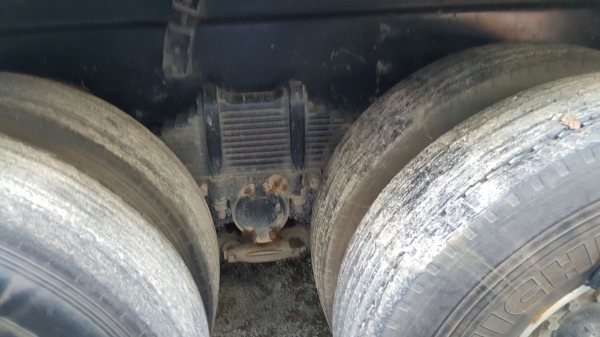 รถอีซูซุ 10 ล้อดั้ม FXZ 360 แรงม้า. ปี 54 , ( ขายแม่ , ลูก. ) , ( รถวิ่ง 3xx,xxx กม. )    สนใจติดต่อ  081 - 6079515