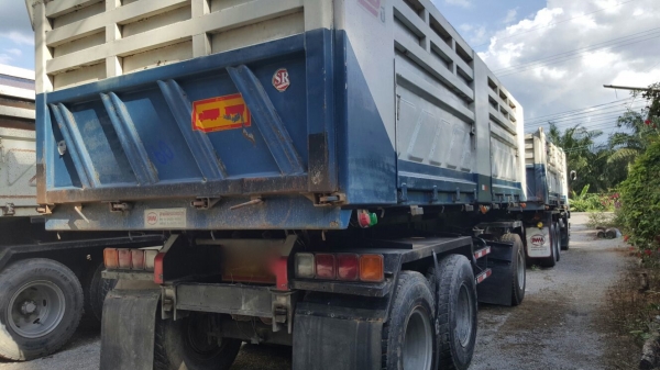 รถอีซูซุ 10 ล้อดั้ม FXZ 360 แรงม้า. ปี 54 , ( ขายแม่ , ลูก. ) , ( รถวิ่ง 3xx,xxx กม. )    สนใจติดต่อ  081 - 6079515