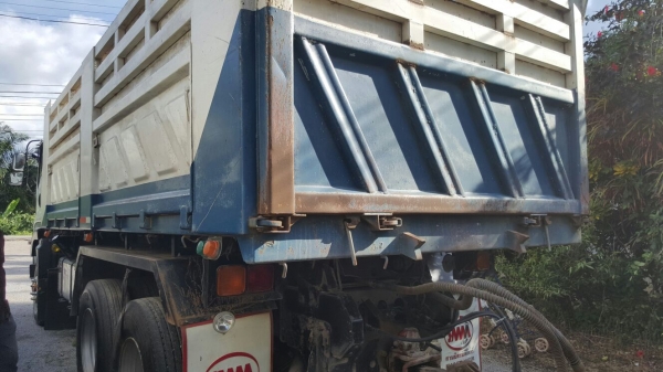 รถอีซูซุ 10 ล้อดั้ม FXZ 360 แรงม้า. ปี 54 , ( ขายแม่ , ลูก. ) , ( รถวิ่ง 3xx,xxx กม. )    สนใจติดต่อ  081 - 6079515