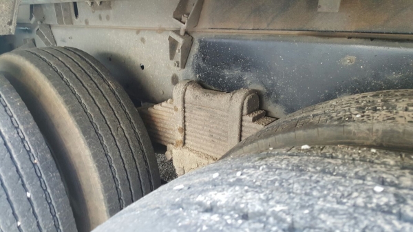 รถอีซูซุ 10 ล้อดั้ม FXZ 360 แรงม้า. ปี 54 , ( ขายแม่ , ลูก. ) , ( รถวิ่ง 4xx,xxx กม. )    สนใจติดต่อ  081 - 6079515