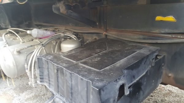 รถอีซูซุ 10 ล้อดั้ม FXZ 360 แรงม้า. ปี 54 , ( ขายแม่ , ลูก. ) , ( รถวิ่ง 4xx,xxx กม. )    สนใจติดต่อ  081 - 6079515