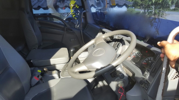 รถอีซูซุ 10 ล้อดั้ม FXZ 360 แรงม้า. ปี 54 , ( ขายแม่ , ลูก. ) , ( รถวิ่ง 4xx,xxx กม. )    สนใจติดต่อ  081 - 6079515