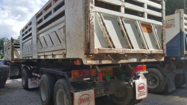 รถอีซูซุ 10 ล้อดั้ม FXZ 360 แรงม้า. ปี 54 , ( ขายแม่ , ลูก. ) , ( รถวิ่ง 4xx,xxx กม. )    สนใจติดต่อ  081 - 6079515